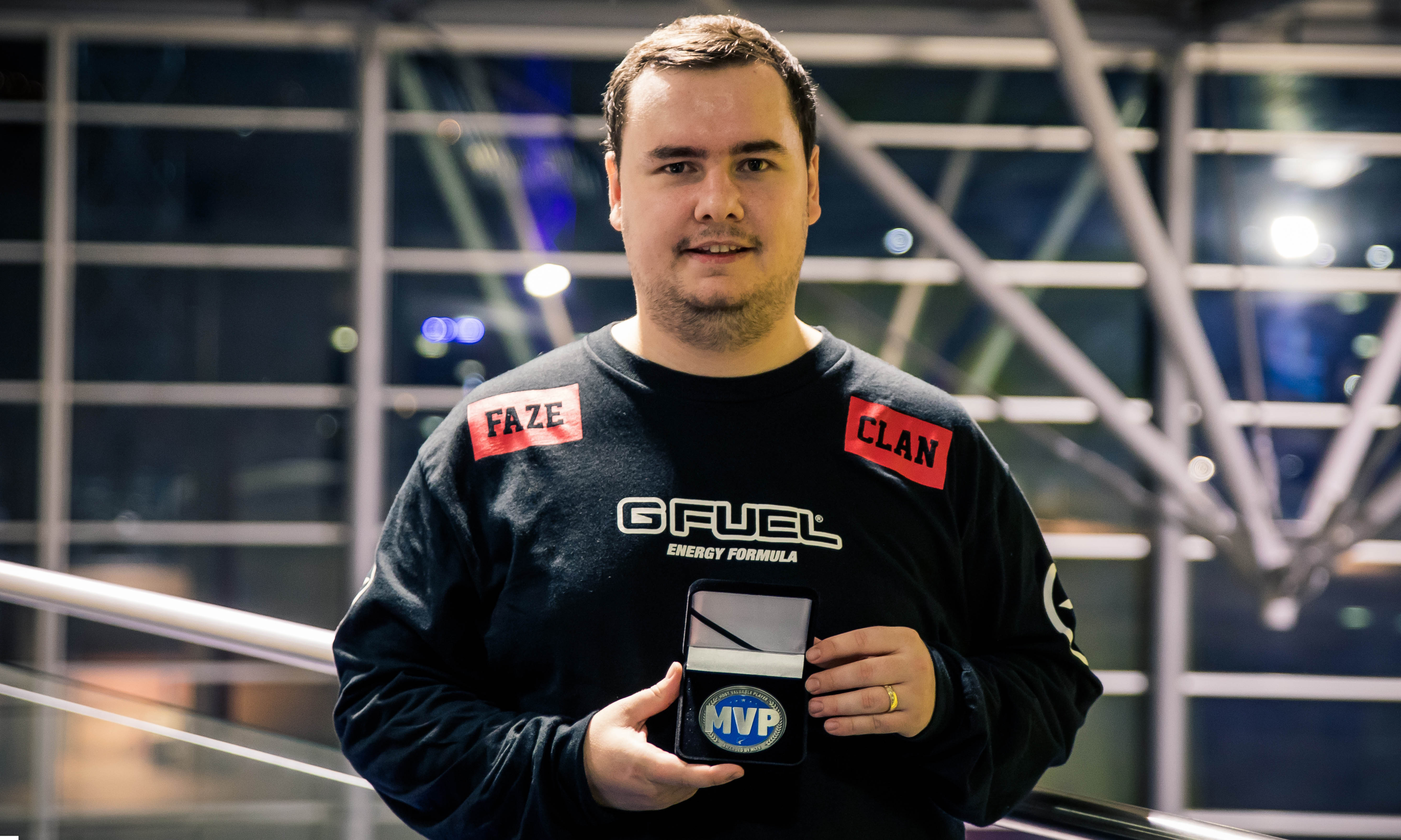 NAVI、FaZe 和 Falcons 晋级 2025 年 StarLadder 布达佩斯 Major 的季后赛