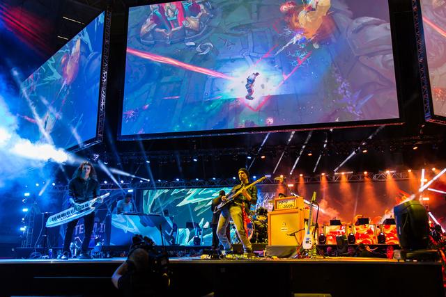 外媒分享2025年值得关注的AD TOP5：Uzi上榜